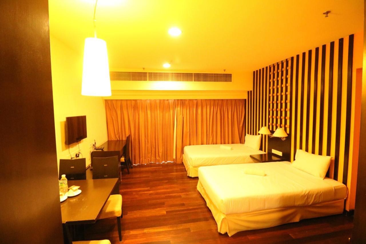 Raintree Resort Suites Petaling Jaya Esterno foto